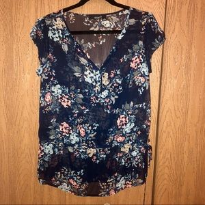 a.n.a. Women’s sheer floral blouse size medium